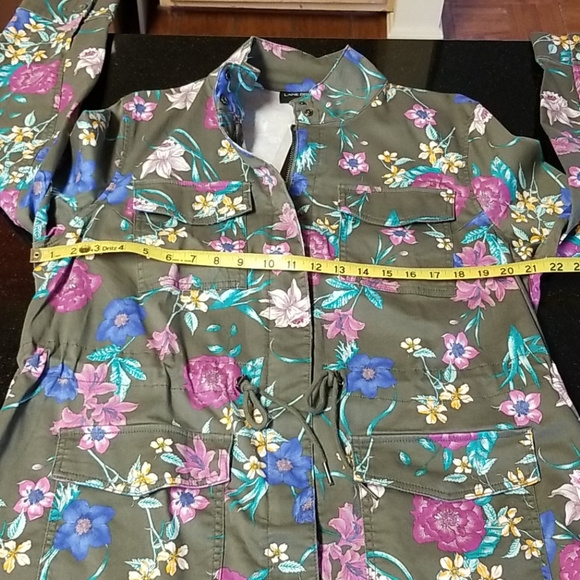 Lane Bryant Floral Utility Jacket - Picture 12 of 13